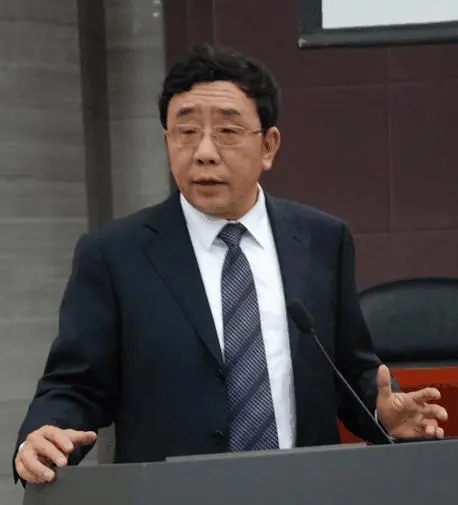 池强教授JPG.webp.jpg